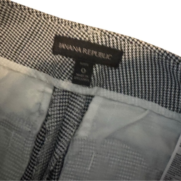 Banana Republic Checkered Sloan Pants in Black / Gray. Size 0 Petite - Picture 3 of 5